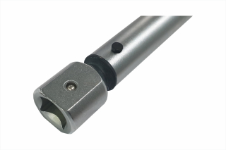 Interchangeable torque wrench