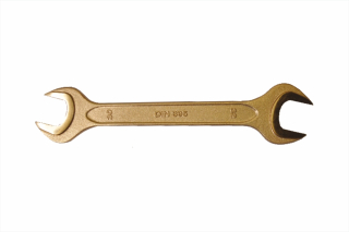 Double open end wrench