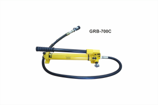 Hand operated hydraulic pump