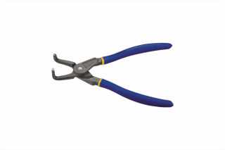 Сirclip plier with a tipped tip